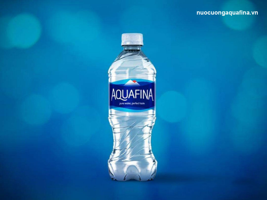 Nên chọn mua nước tinh khiết Aquafina hay Wells?