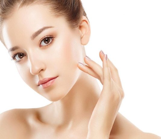 Uống nước đẹp da