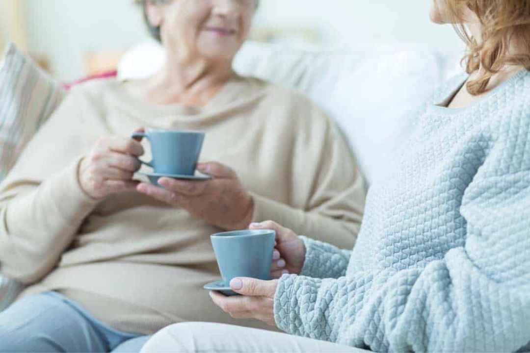 Uống cà phê giúp người già ngừa Parkinson